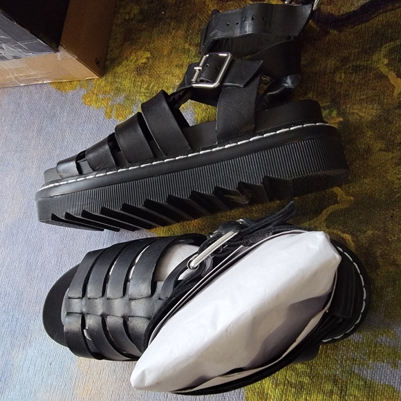 Steve Madden Black Leather Strappy Gladiator Sandals Size 6.5 - Picture 3 of 6